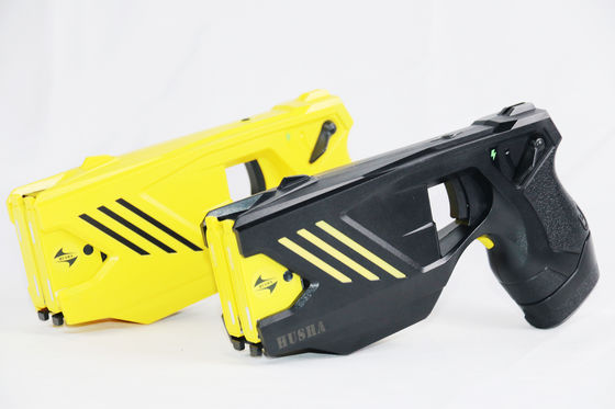 HUSHA Double Shots Stun Gun met 7,4 V 1400 mAh batterij en IP57 waterdicht verdedigingswapen